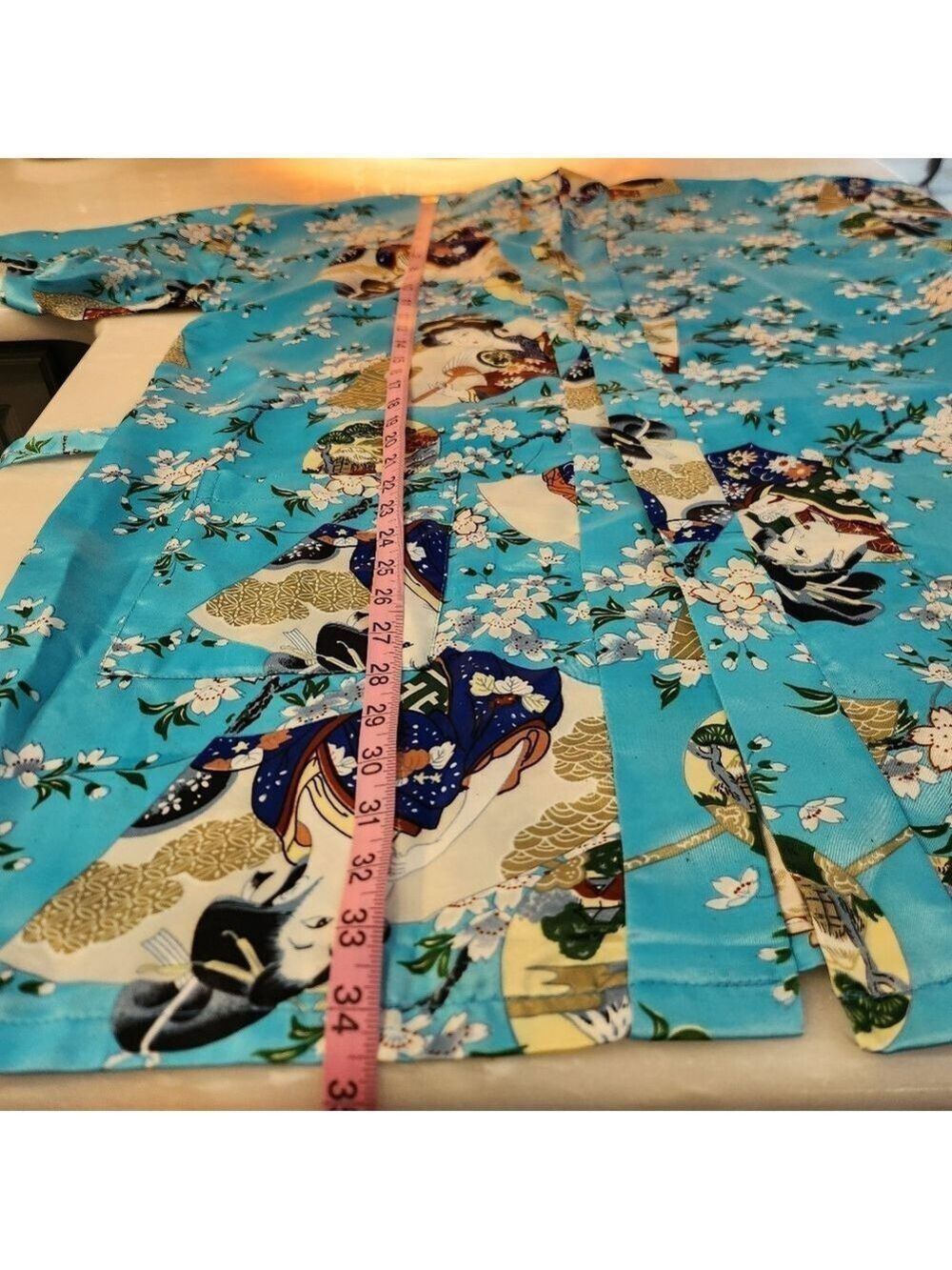 Kimono Robe In Blue Geisha Print - Picture 4 of 7